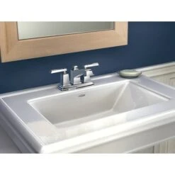 Moen Boardwalk 2-Handle Lavatory Faucet - Chrome